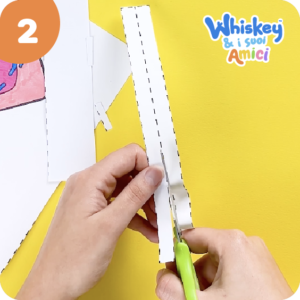 Lavoretti per bambini, ritagliare strisce da foglio guida del biglietto a cuore con Whiskey il ragnetto, Whiskey e i suoi Amici