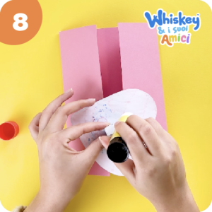 Lavoretti per bambini, incollare un biglietto a forma di cuore, Whiskey e i suoi Amici